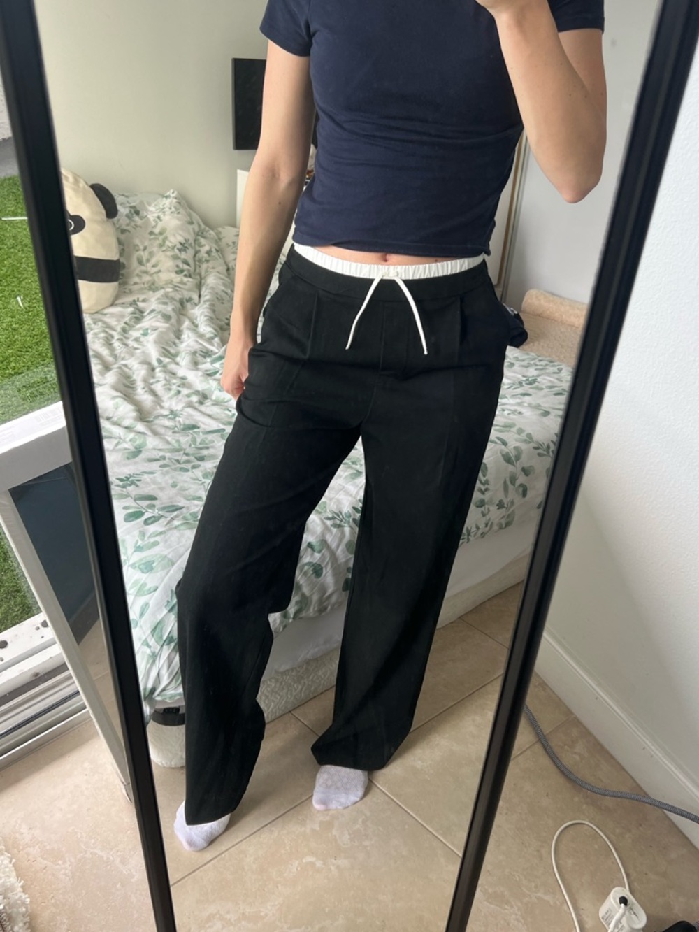 Zara Black Wide-Leg Drawstring Trousers